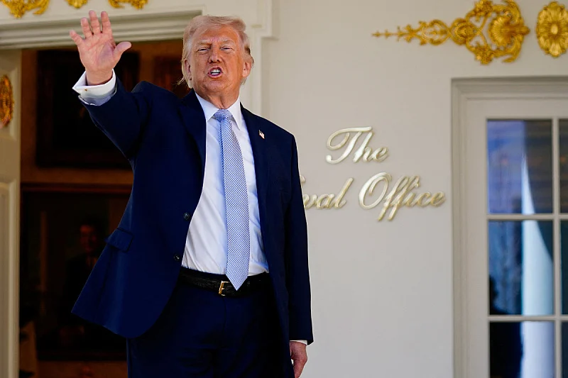 Dogovoreno primirje između SAD-a i Irana: Otvara se Hormuški moreuz, Amerika obustavlja napade Dogovoreno primirje između SAD-a i Irana: Otvara se Hormuški moreuz, Amerika obustavlja napade