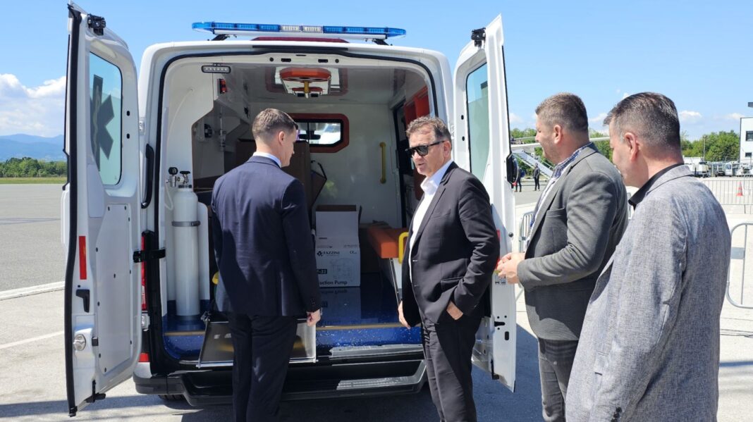 Vlada TK nastavila ulaganja u sigurnost i funkcionalnost tuzlanskog aerodroma Vlada TK nastavila ulaganja u sigurnost i funkcionalnost tuzlanskog aerodroma