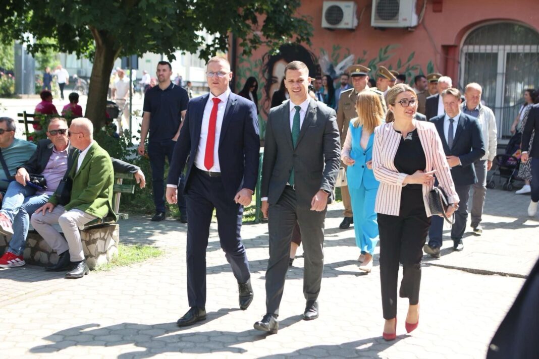 Delegacije Vlade i Skupštine TK prisustvovale Danu općine Kalesija Delegacije Vlade i Skupštine TK prisustvovale Danu općine Kalesija