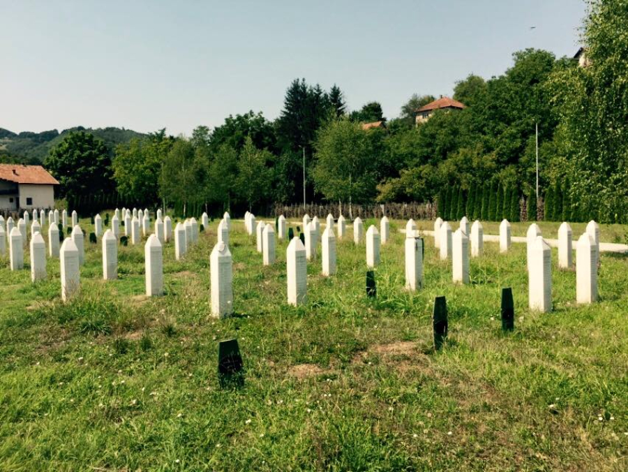 Sutra u Bratuncu ukop više osoba, većina nije mogla biti identifikovana Sutra u Bratuncu ukop više osoba, većina nije mogla biti identifikovana