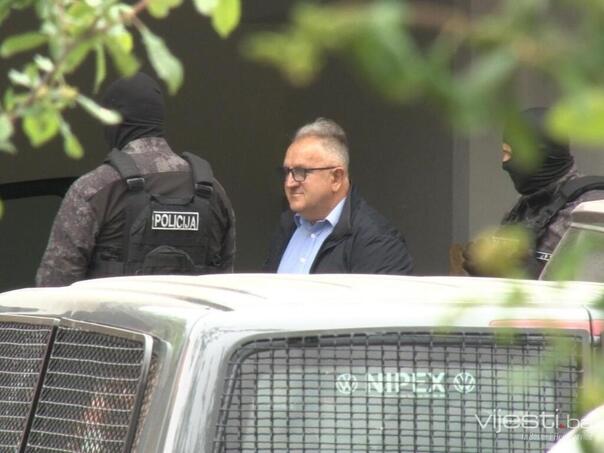Uprkos pritvoru: Skupština TK odbila smijeniti Naila Jusića Uprkos pritvoru: Skupština TK odbila smijeniti Naila Jusića