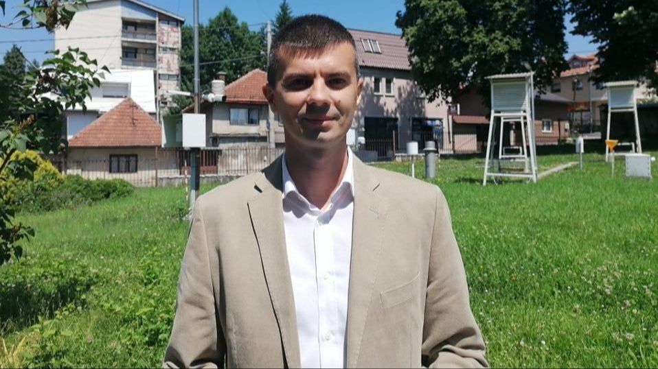 Hoće li kiša pokvariti ugođaj javnog gledanja utakmice Zmajeva? Hoće li kiša pokvariti ugođaj javnog gledanja utakmice Zmajeva?