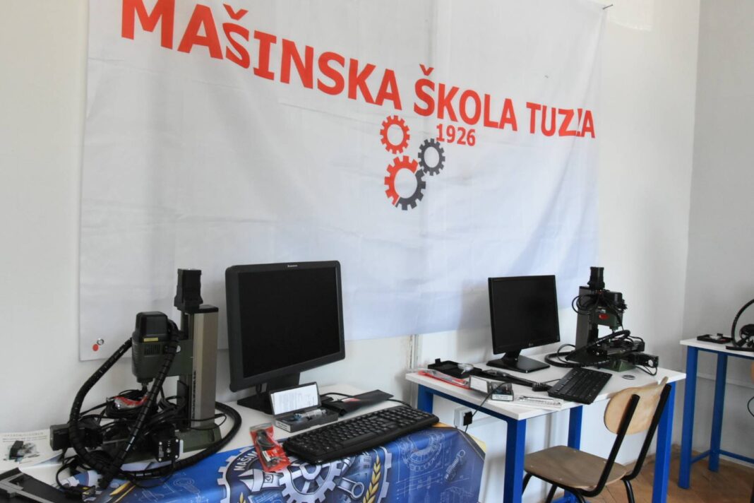 Mješovita srednja mašinska škola u Tuzli dobila opremu za praktičnu nastavu Mješovita srednja mašinska škola u Tuzli dobila opremu za praktičnu nastavu