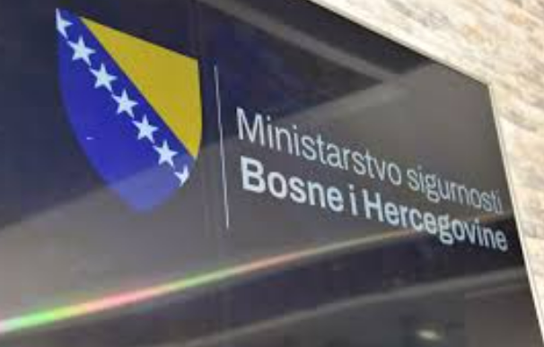 BiH tri sedmice ne može izdavati vize i dozvole za boravak zbog pada biometrijskog sistema BiH tri sedmice ne može izdavati vize i dozvole za boravak zbog pada biometrijskog sistema