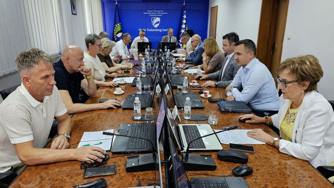 Zbog većeg interesa učenika za praktična zanimanja, prilagođen Plan upisa učenika u srednje škole Zbog većeg interesa učenika za praktična zanimanja, prilagođen Plan upisa učenika u srednje škole