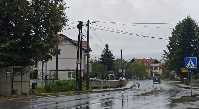 BIHAMK: Kolovoz mjestimično vlažan ili mokar, vidljivost uglavnom dobra BIHAMK: Kolovoz mjestimično vlažan ili mokar, vidljivost uglavnom dobra