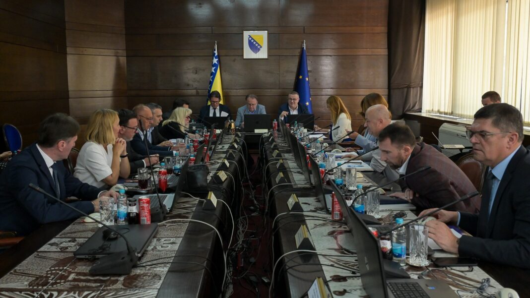 Utvrđena maksimalna visina marži za neaditivirane naftne derivate Utvrđena maksimalna visina marži za neaditivirane naftne derivate