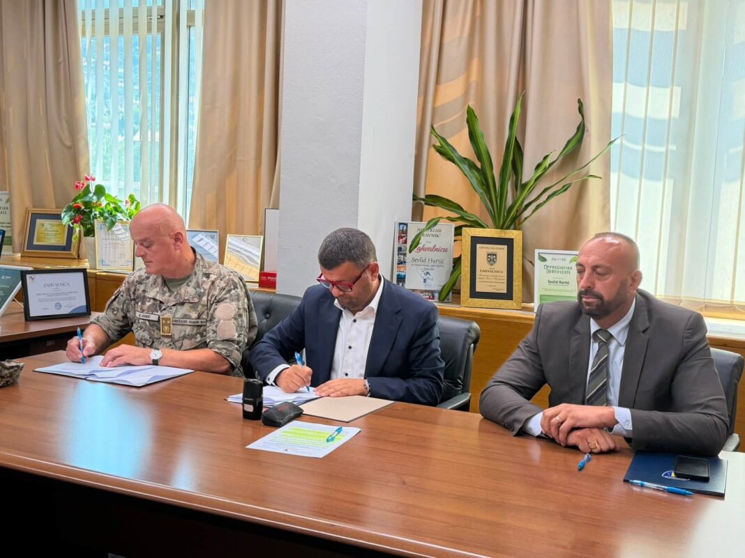 Za osnaživanje žena u sigurnosnim institucijama BiH 270.000 KM Za osnaživanje žena u sigurnosnim institucijama BiH 270.000 KM