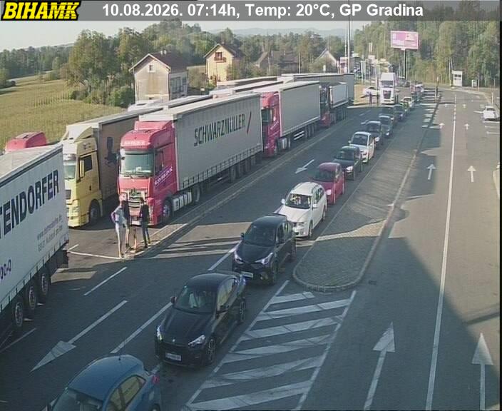 BIHAMK: Od ranih jutarnjih sati duge kolone vozila na graničnim prelazima na izlazu iz BiH BIHAMK: Od ranih jutarnjih sati duge kolone vozila na graničnim prelazima na izlazu iz BiH