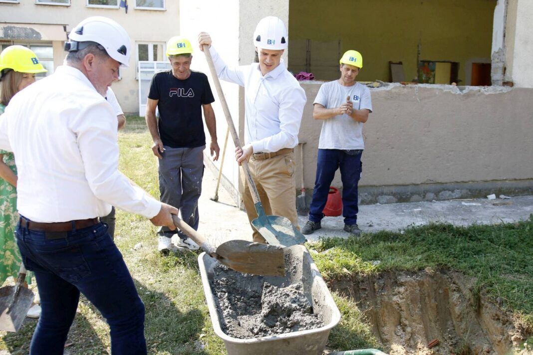 Počela izgradnja nove fiskulturne sale JU OŠ „Poljice“ Počela izgradnja nove fiskulturne sale JU OŠ „Poljice“