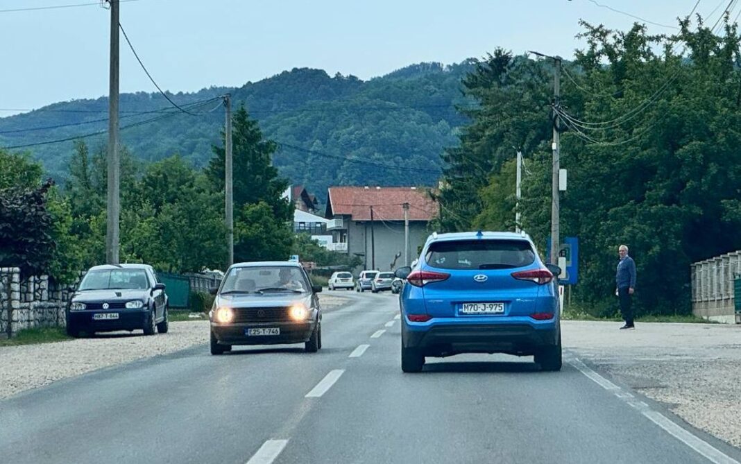 BIHAMK: Pojačava se intenzitet saobraćaja na većini gradskih saobraćajnica BIHAMK: Pojačava se intenzitet saobraćaja na većini gradskih saobraćajnica