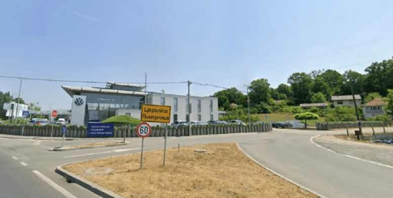 Mijenja se trasa autoputa kod Tuzle da bi se izbjeglo rušenje velikog poslovnog objekta Mijenja se trasa autoputa kod Tuzle da bi se izbjeglo rušenje velikog poslovnog objekta