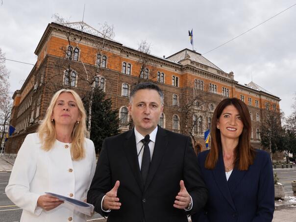 CIK objavio nove preliminarne rezultate: Poznate razlike među kandidatima CIK objavio nove preliminarne rezultate: Poznate razlike među kandidatima